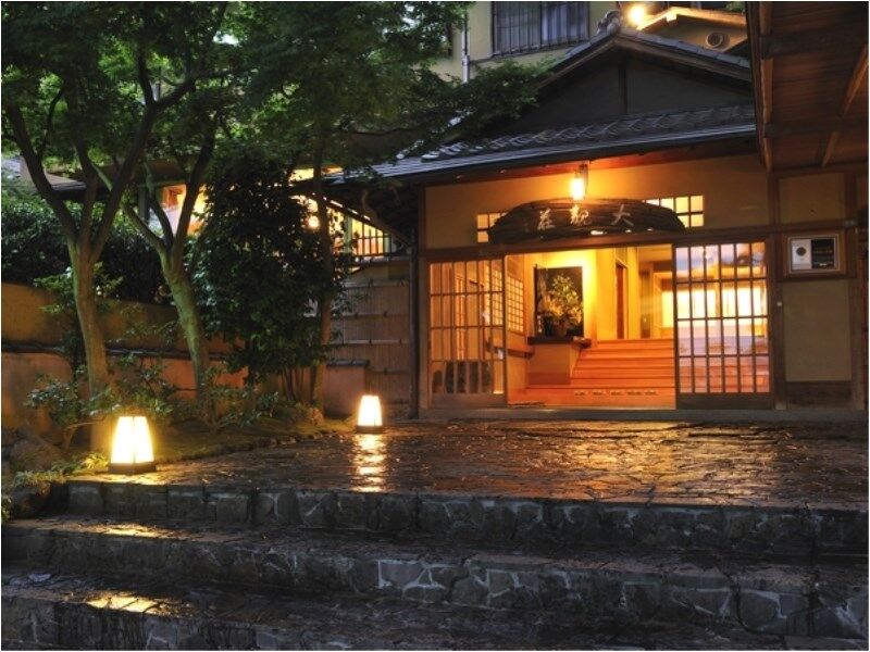Atami Taikansou Buitenkant foto
